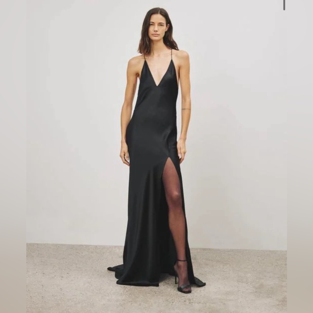 Size SMALL - Brand New, Never Worn Stunning Nili Lotan Gown.